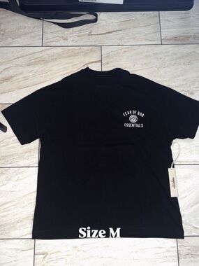 Fear of God Essentials Black Short Sleeve Logo Tee